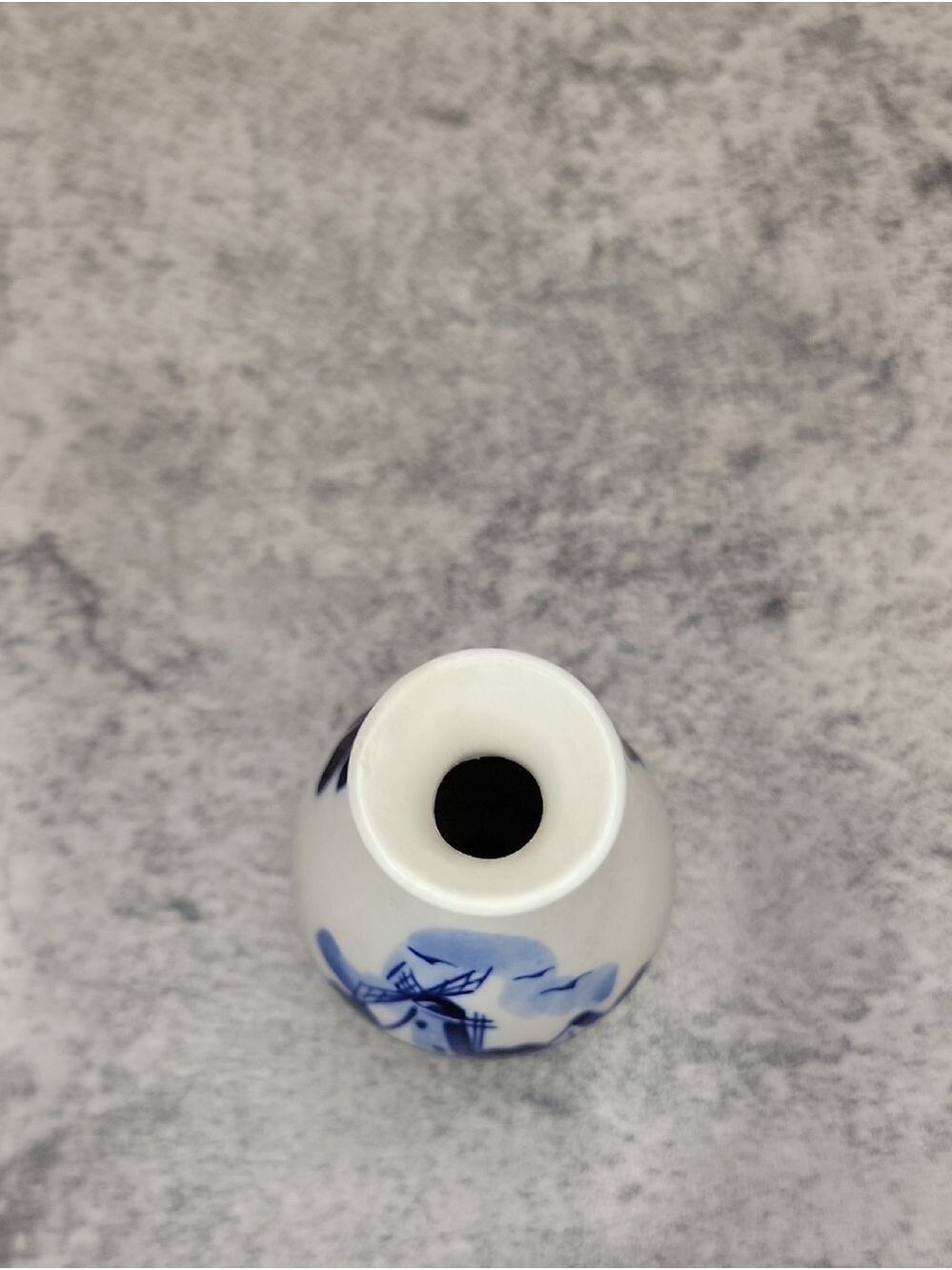 Vintage Mini Delft blue inspired Vase - Picture 5 of 8